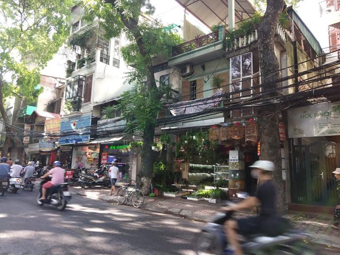 Unseen Hanoi walking tour day trip